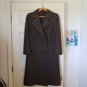 Beautiful tweed wool below the knee coat